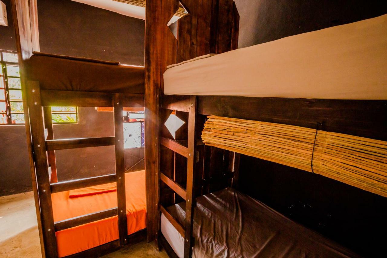 Black Jaguar Hostel 바칼라르 외부 사진